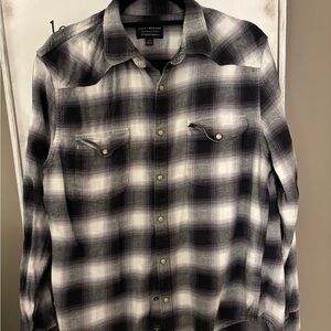 Men’s Lucky Brand Classic Buffalo Plaid Long Sleeve Shirt. Snap Button Closure!